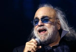 Muere el cantante griego Demis Roussos