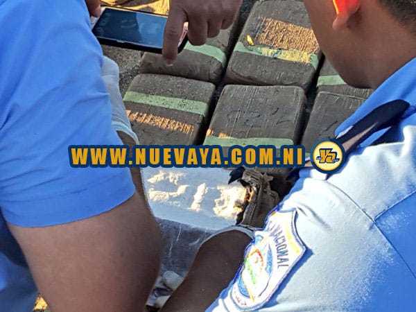 Ejército y policía incautan lancha tica con más de 500 kilos de cocaína en Huehuete, Carazo3