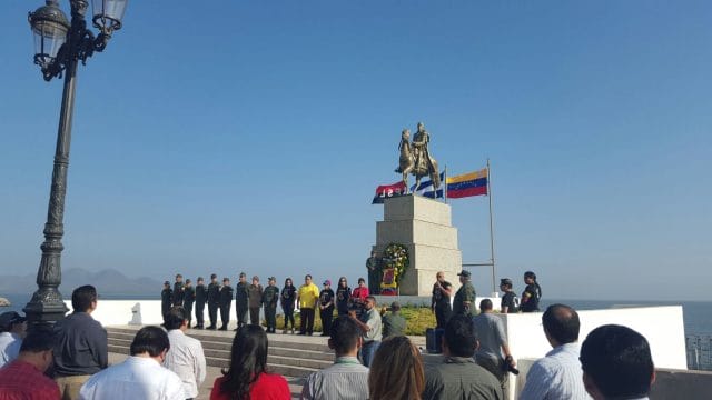Comandante Hugo Chávez renació la esperanza de los pueblos