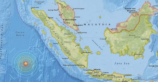 Emiten alerta de Tsunami por un potente terremoto de 7.9 en Sumatra