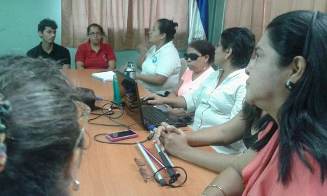 Nicaragua pronto tendrá instructores certificados en lenguaje de señas