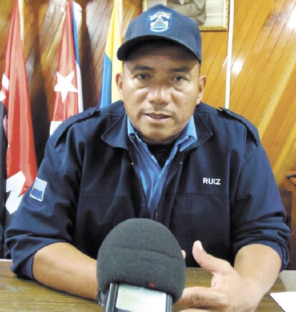 El comisionado mayor Alejandro Ruiz Martínez jefe de la policía del departamento de Estelí evitó dar mayores detalles y explicó que siguen las investigaciones para encontrar los responsables del crimen. LA PRENSA/R. MORA