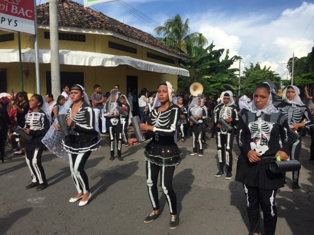 carnaval-de-mitos-y-leyendas-en-isla-ometepe