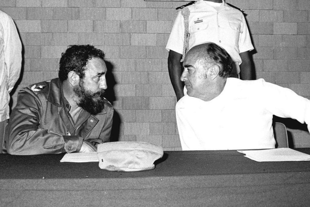 El político cubano junto al ex presidente de México, José López Portillo, en visita de estado a México, julio de 1980. 