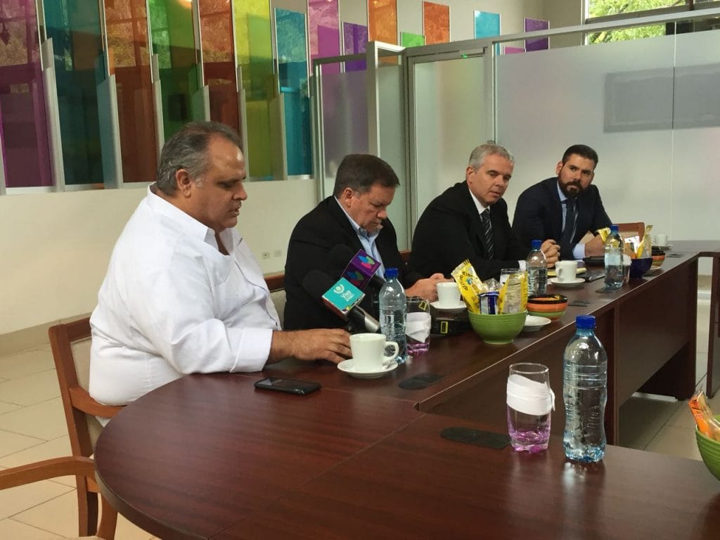 Representante de Israel se reúne con empresarios de Nicaragua
