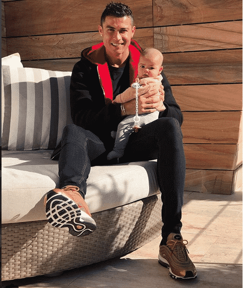Cristiano Ronaldo y su hija Alana Martina