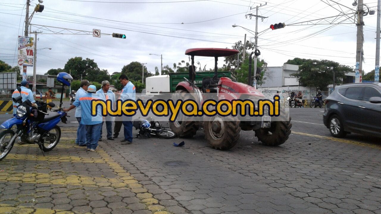 Ramón Rivas Arguello, de 38 años, fue atropellado por este tractor