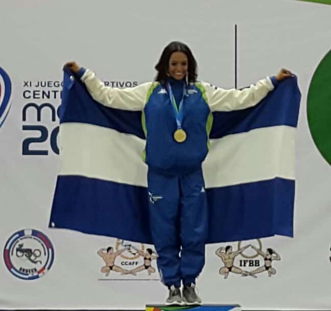 Farah Slaquit ganó medalla de oro