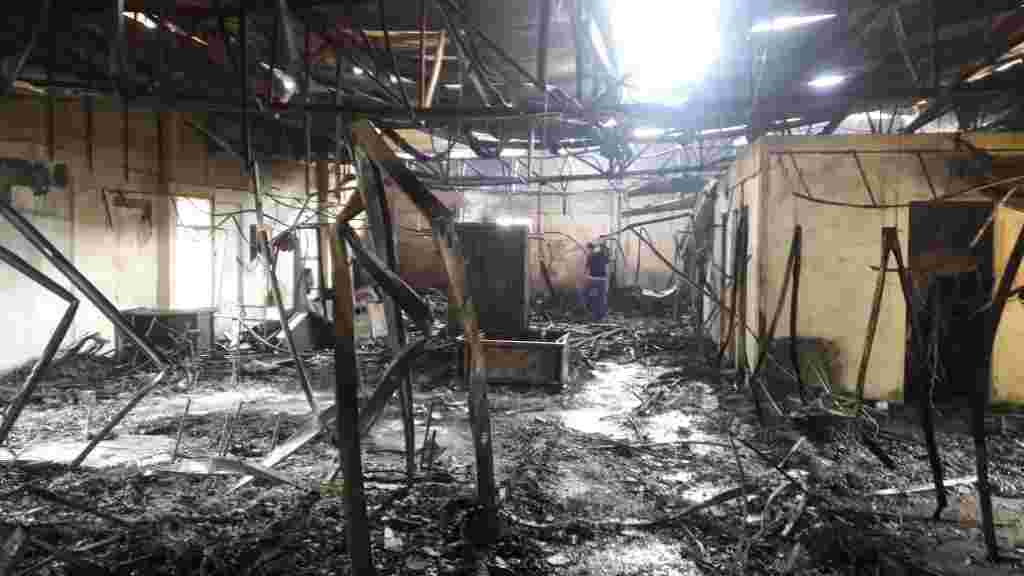 Delincuentes quemaron por completo esta madrugada la Radio Nicaragua