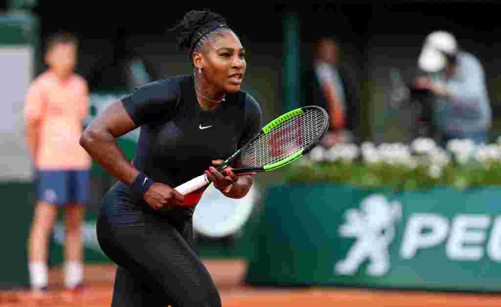 Serena Williams abandona Roland Garros por lesión