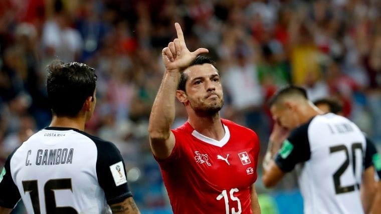 Suiza aseguró su pase a octavos con un empate ante Costa Rica 