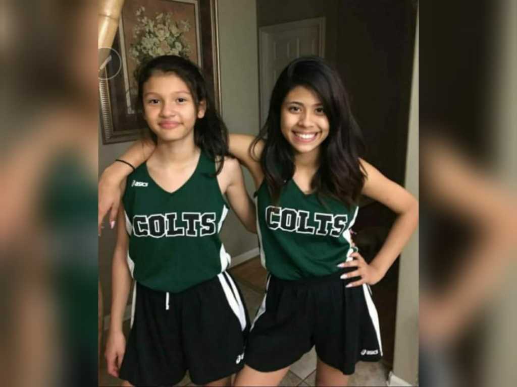 Las hermanas María Fernanda, de 14 años, e Isabela Pérez, de 11