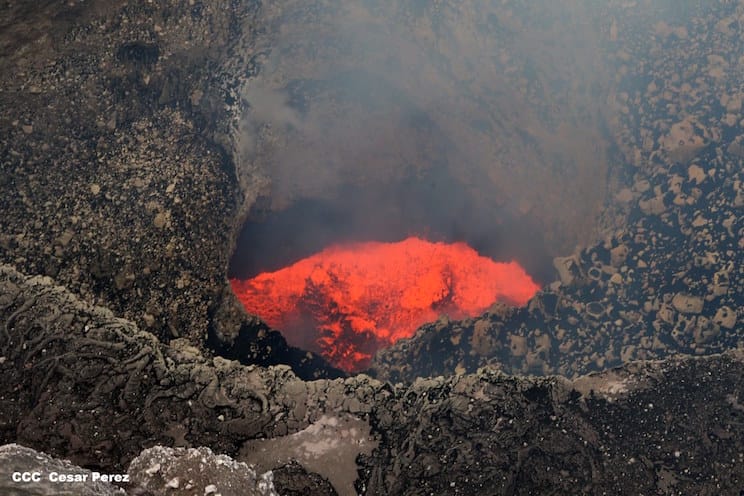 Cráter de Lava en el Volcán Masaya