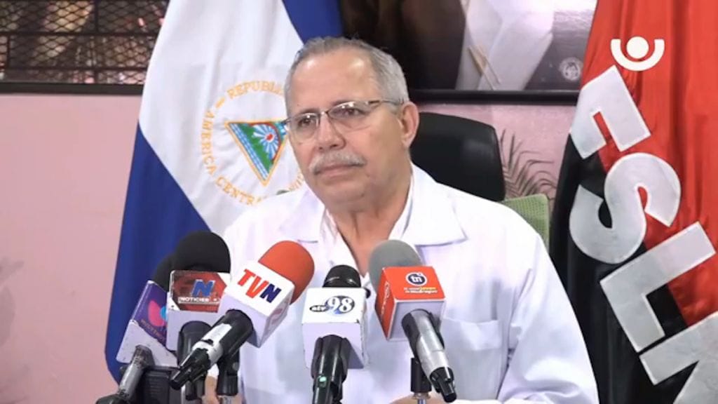 Doctor Carlos Sáenz, Secretario General del Ministerio de Salud. Conferencia de Prensa 29 de abril 2020