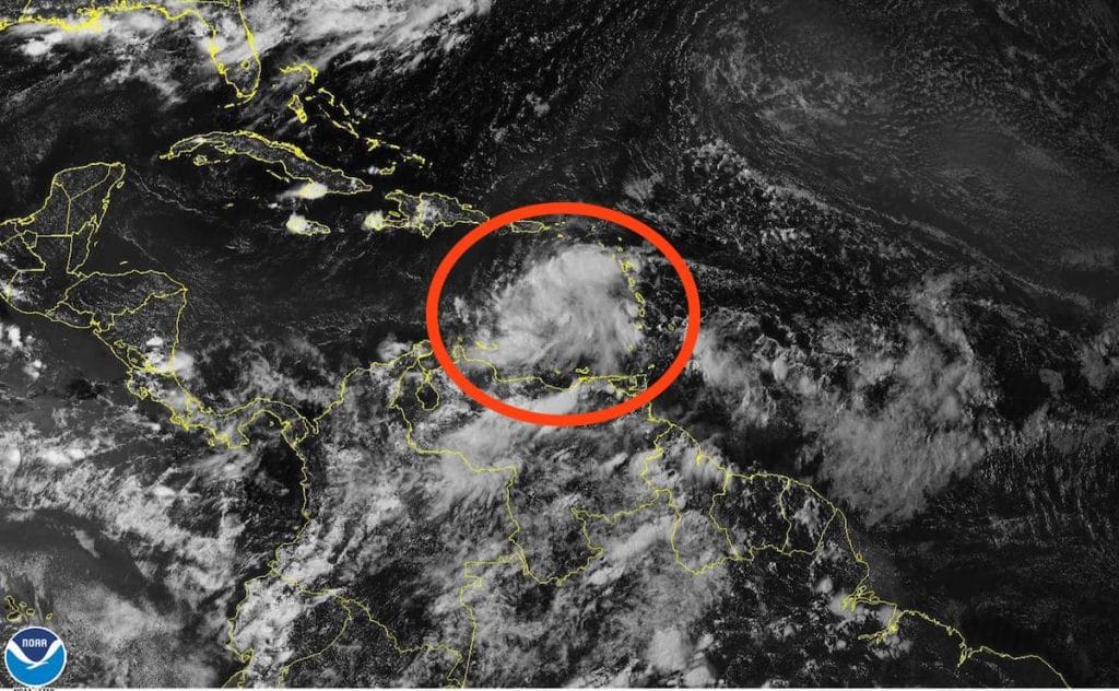 Imagen de Satélite de la NOAA, sobre la Onda Tropical en El Caribe
