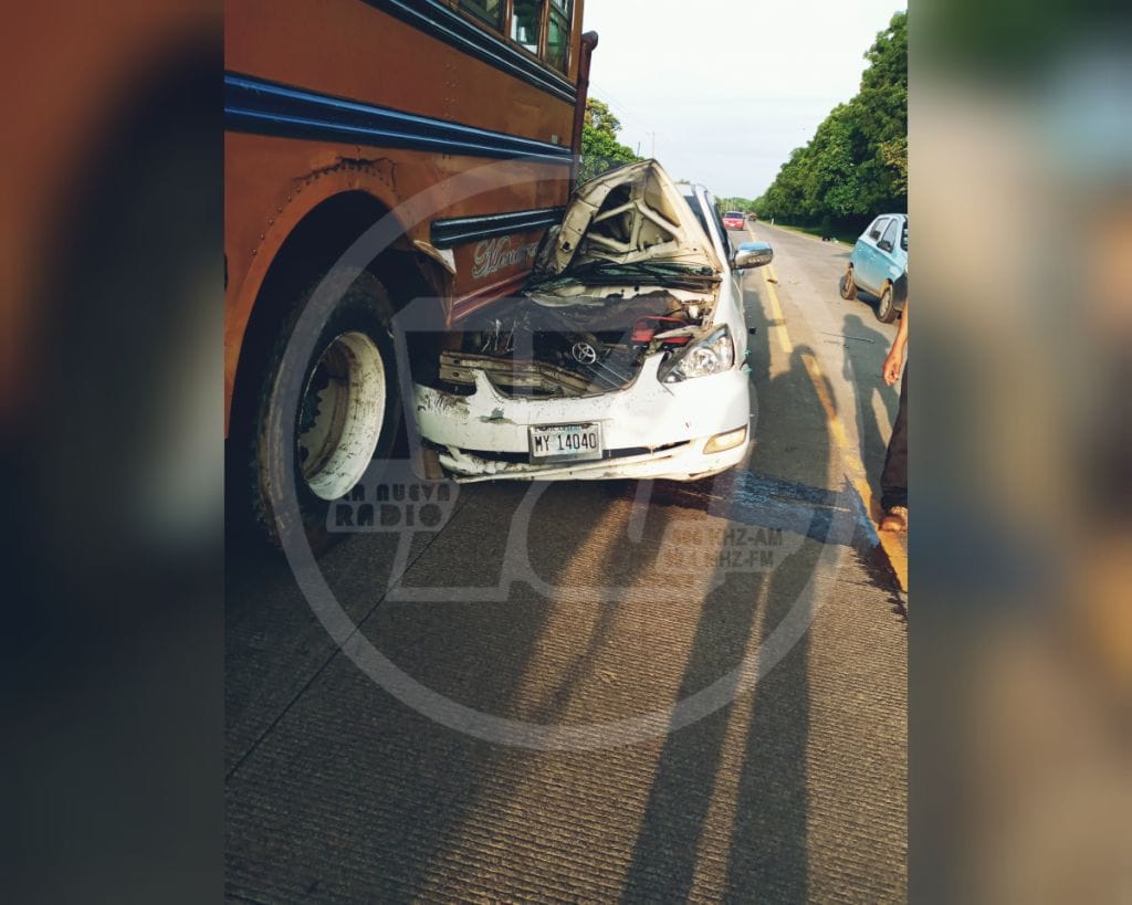 Accidente en carretera vieja a León