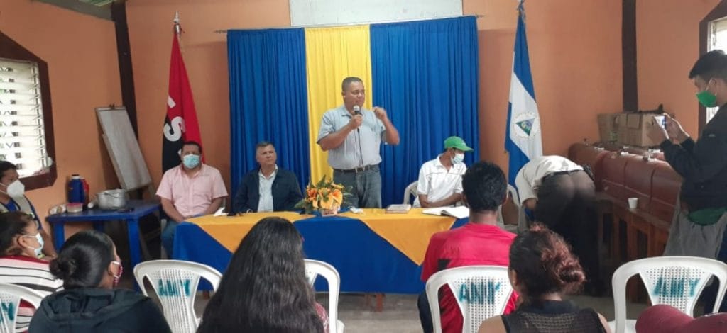 Compañero Arlón Salgado, Alcalde del Poder Ciudadano del Municipio de Yalagüina, se dirige a los protagonistas