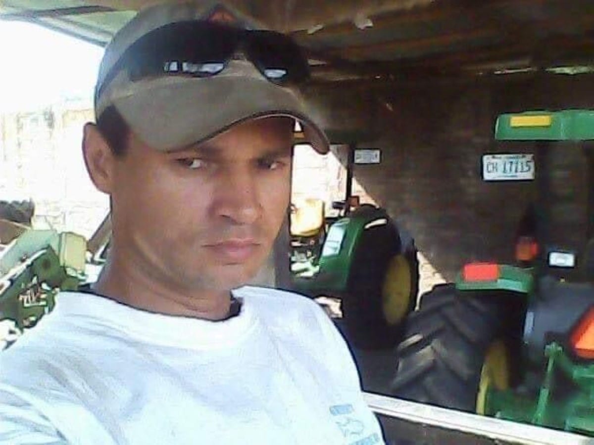 El cadete de taxi Marcial Espinoza