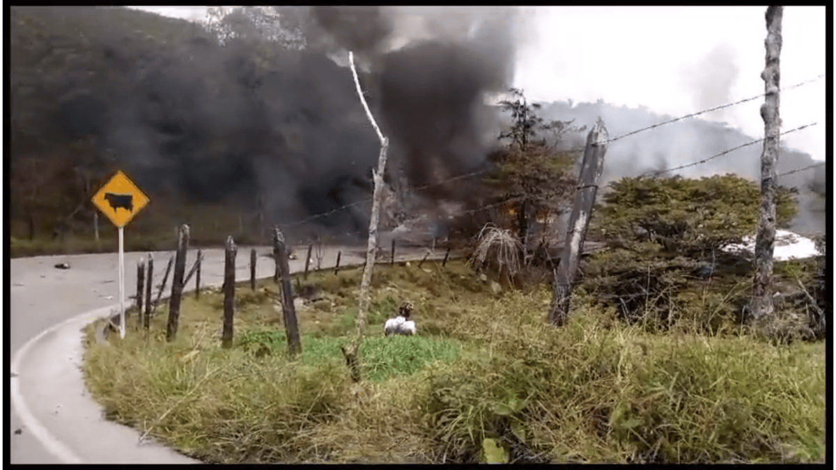 Explosión De Cisterna Con Gas Licuado Deja 9 Heridos De Gravedad En Colombia La Nueva Radio Ya