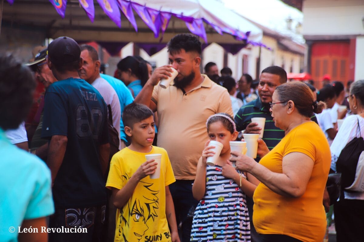 Leoneses disfrutan de la chicha más grande de Nicaragua en homenaje a ...