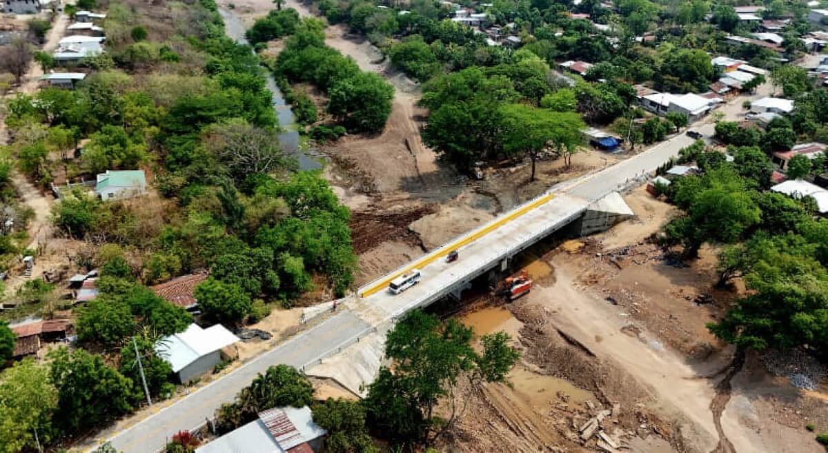 Inauguración del nuevo Puente Santa Rosa del Peñón en León