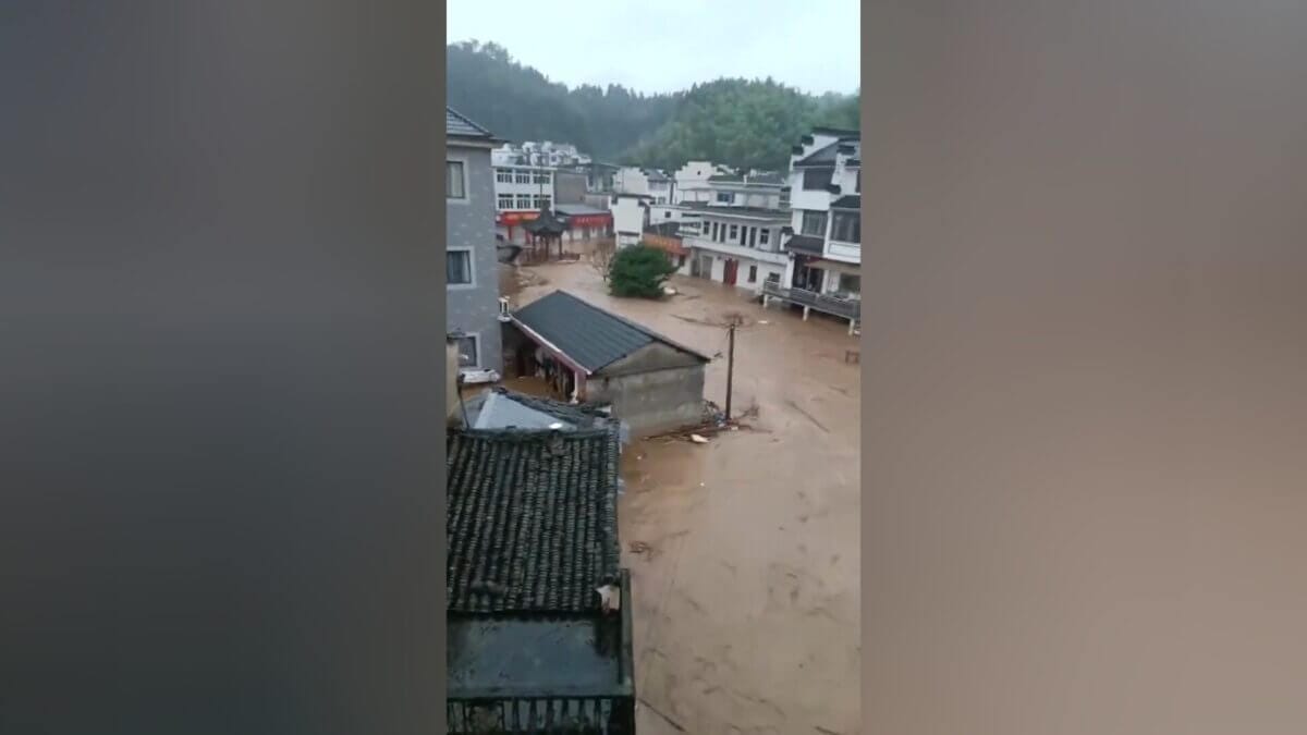 Impactantes inundaciones en el sur de China: 38 muertos