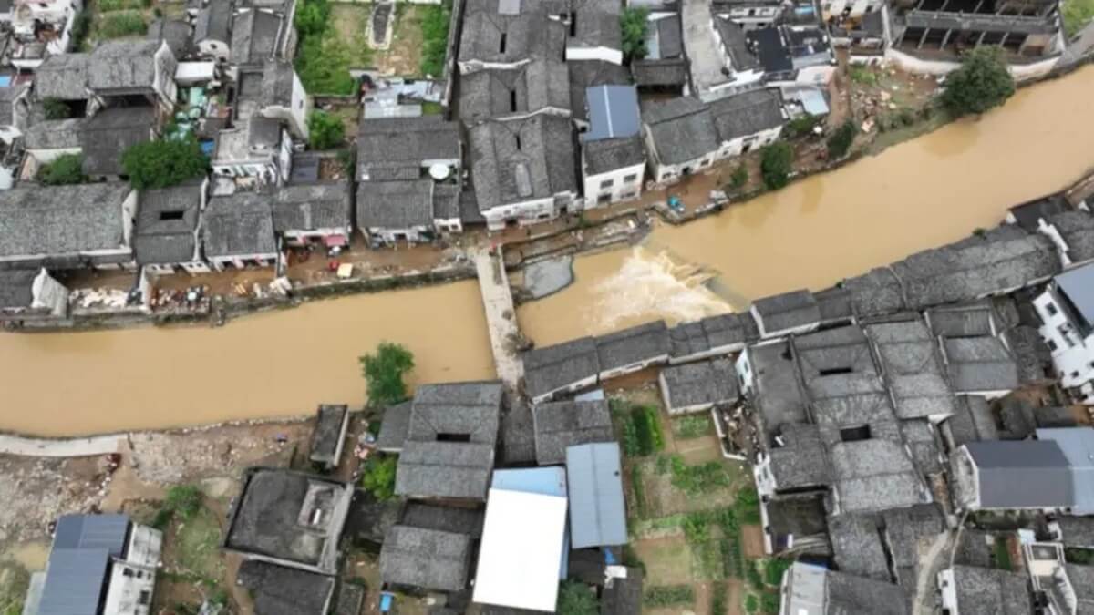 Al menos ocho muertos deja deslizamiento de tierra en Hunan, China