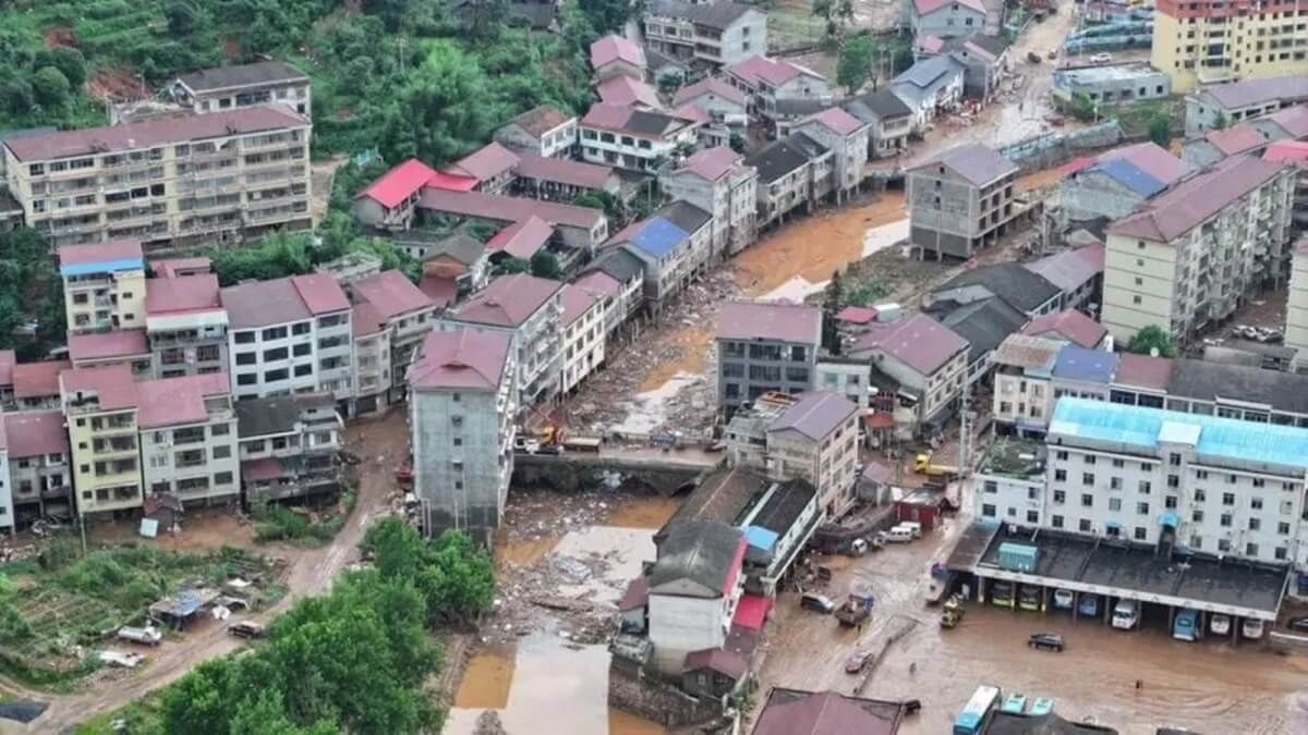 Reportan 47 muertos por inundaciones al sur de China